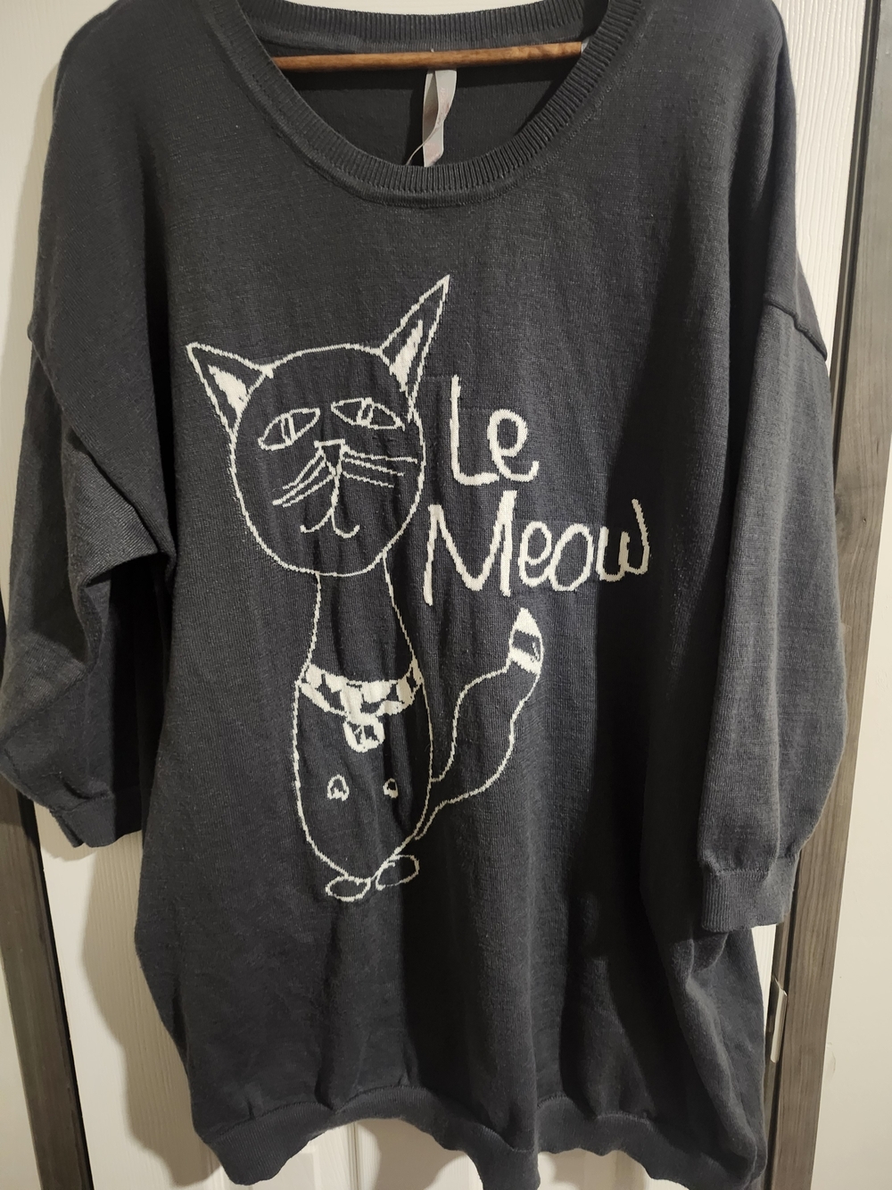 Melissa McCarthy Seven7 Cat Sweater - Picture 1 of 2